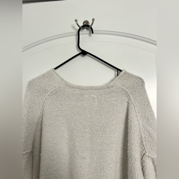 We The Free Cream V-Neck Chunky Knit Sweater size medium relaxed boho laggenlook - Picture 7 of 9